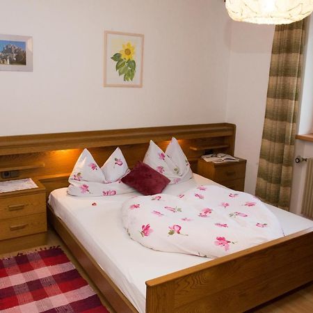 וילאבאסה Appartements Hoferhof מראה חיצוני תמונה