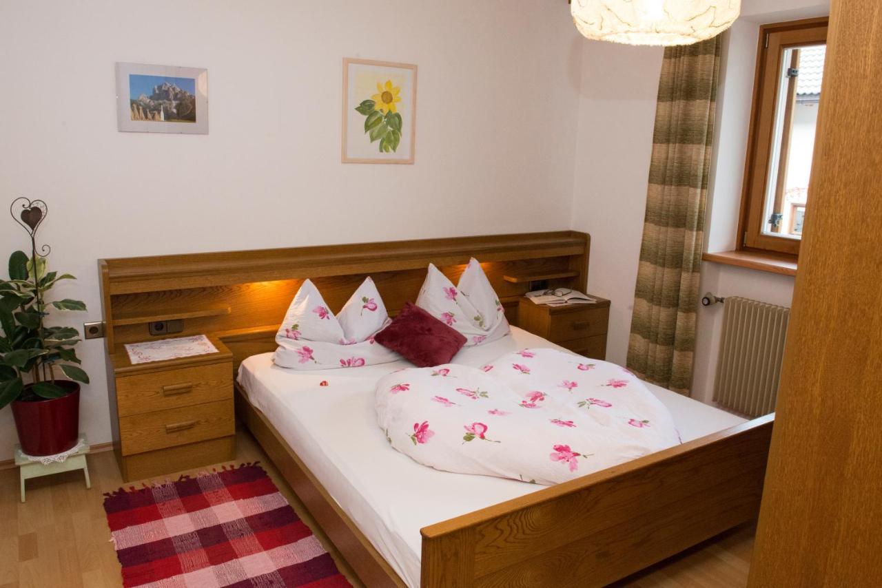 וילאבאסה Appartements Hoferhof מראה חיצוני תמונה