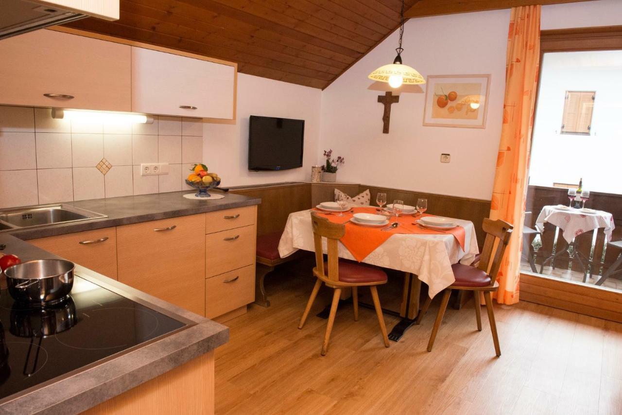וילאבאסה Appartements Hoferhof מראה חיצוני תמונה