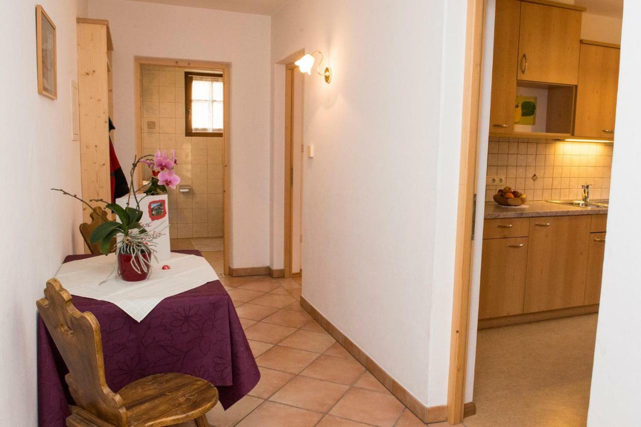 וילאבאסה Appartements Hoferhof מראה חיצוני תמונה