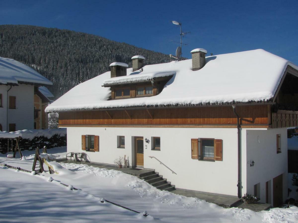 וילאבאסה Appartements Hoferhof מראה חיצוני תמונה