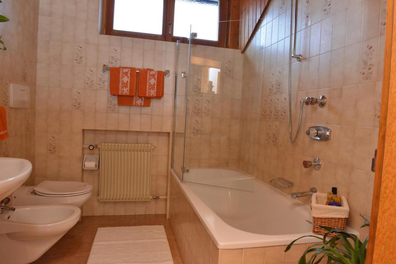 וילאבאסה Appartements Hoferhof מראה חיצוני תמונה